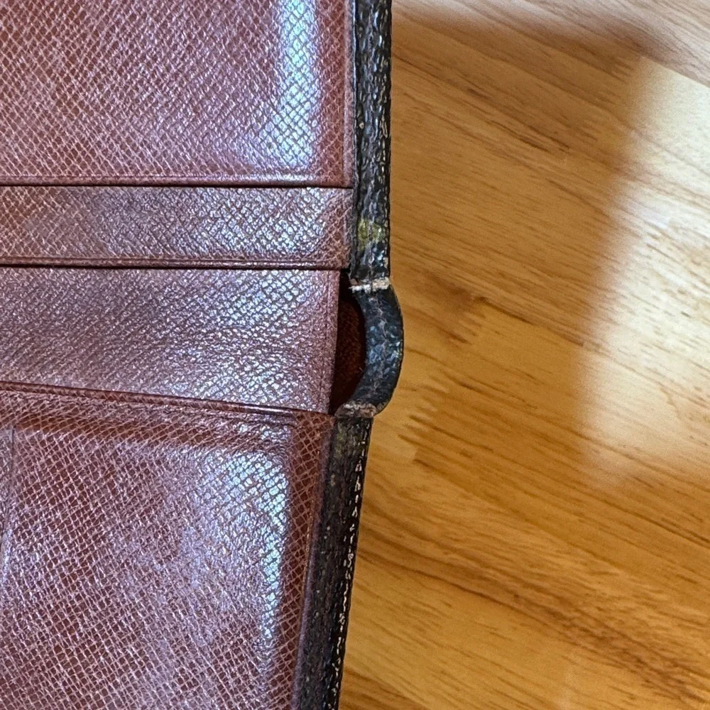 Louis Vuitton men’s bi